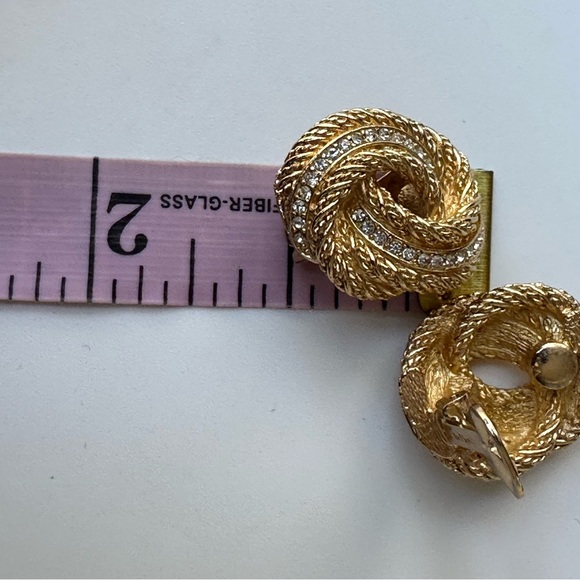 VTG Dior Clip On Earrings - Picture 5 of 5